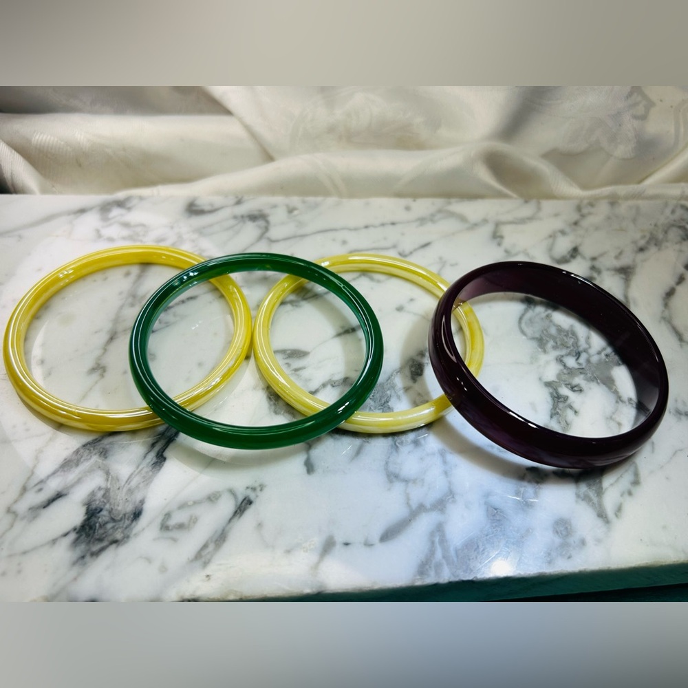 Vintage 4pc bangle bracelet handmade glass Purple, Yellow, Green Rare EUC 2 3/4"